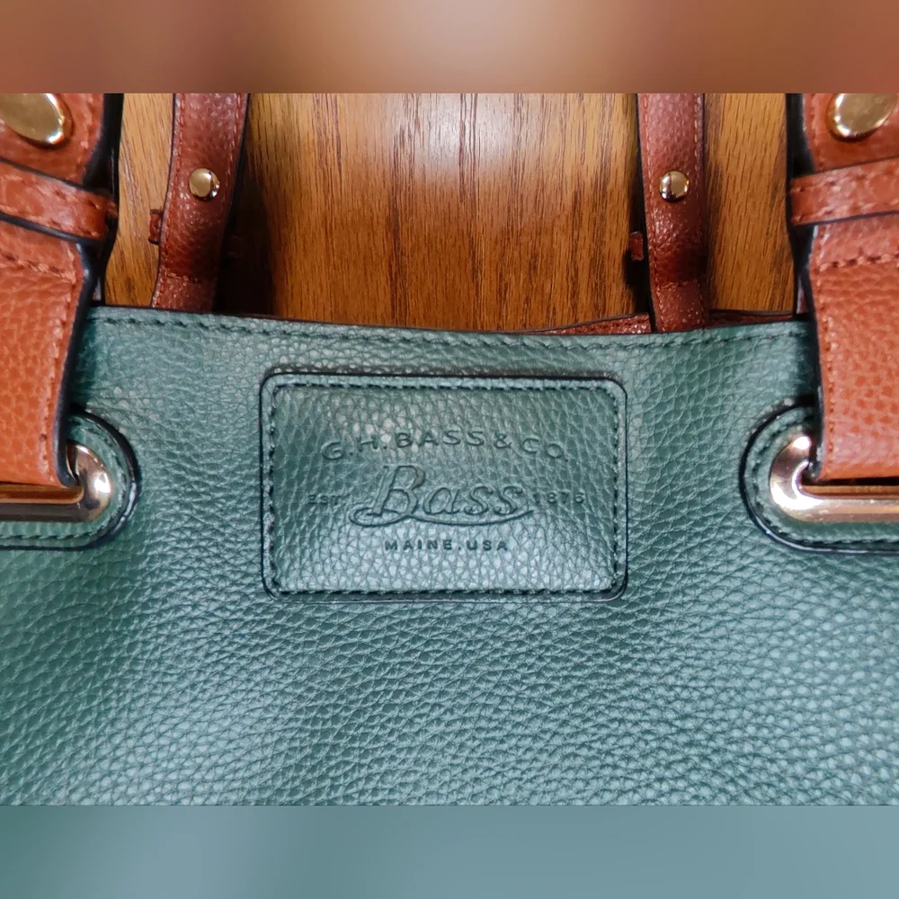 GH Bass & Co Green & Brown Tote Bag Purse w/ Zipper Pouch